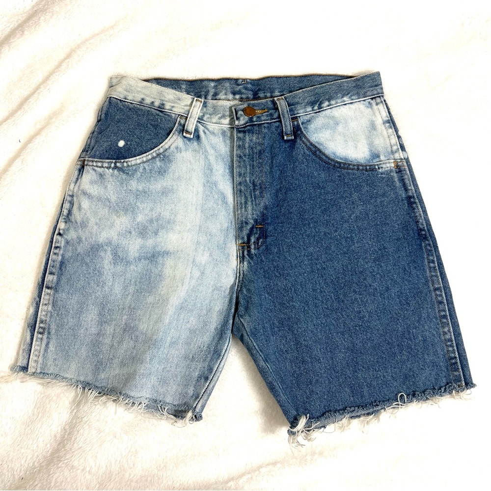 Vintage Rustler Cutoff Jean Shorts Bleached Denim Color Blocked Raw Hem Size 30